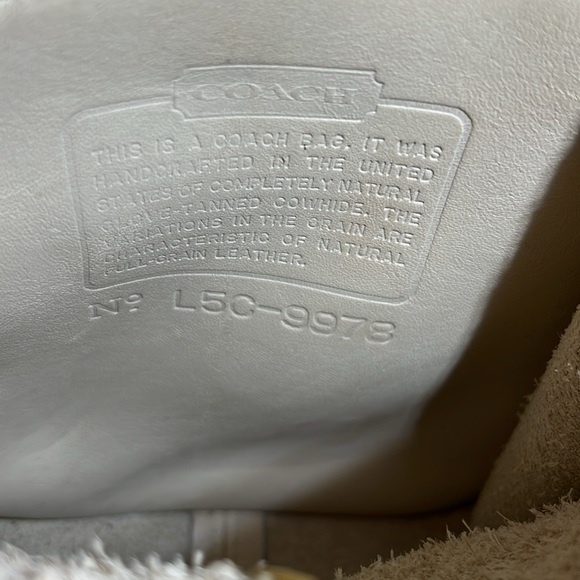 EUC Coach crossbody purse. Cream color - Picture 2 of 12